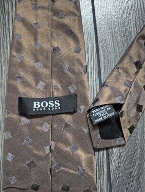 Hugo Boss Men's 100% Silk Tie - Brown Pattern – Made in